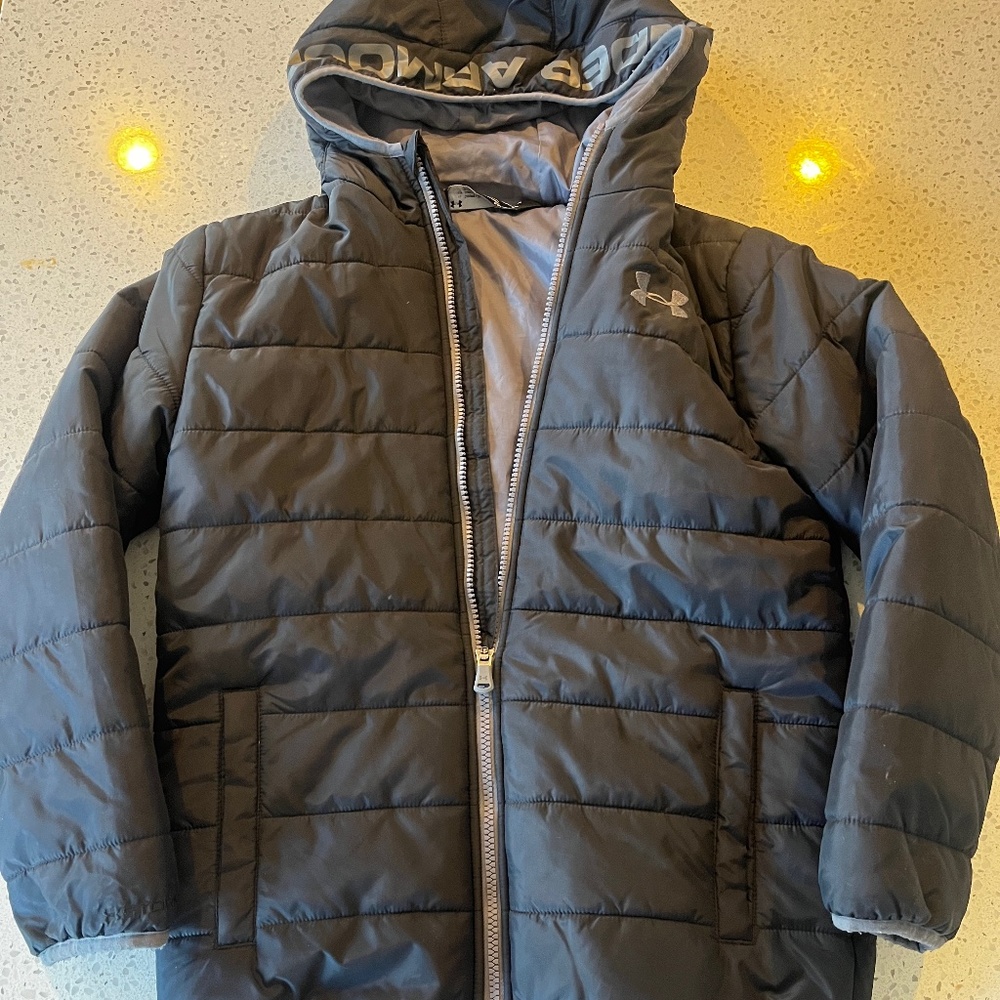 Boys under Armour coat